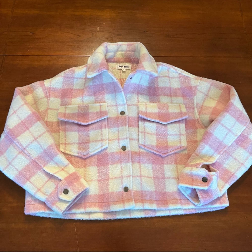 Day + Moon Cropped Shirt Jacket Shacket Pink and white Size Small